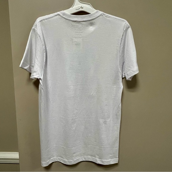 Violets Are Blue Sz S White & Blue T Shirt Don’t Trash Where They Splash Whales - Picture 2 of 5